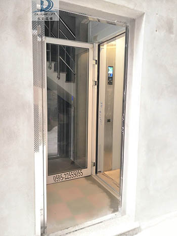 �B�T�e������ô���b����Q��λ�����DƬ